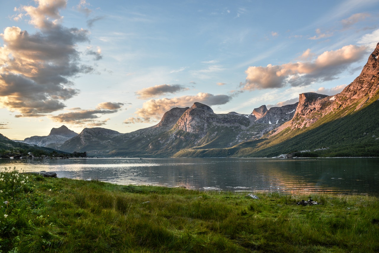 Home Mountain And Lake At Sunset 135157